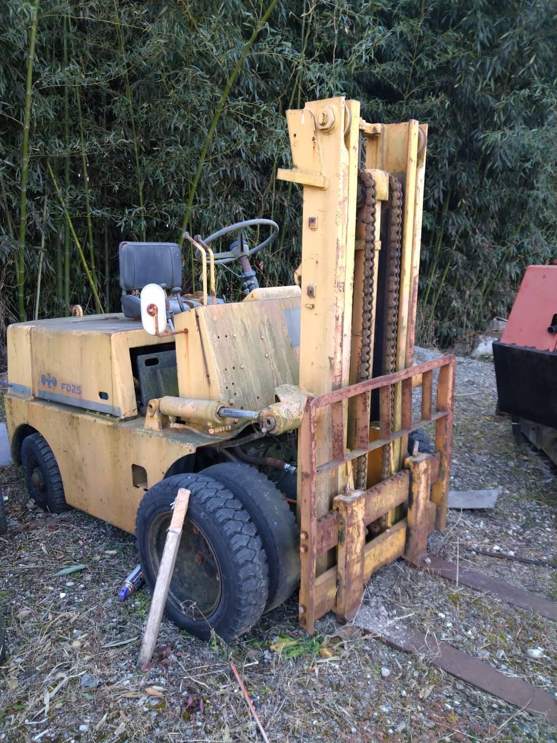 Long-haul container — tyres Japan to destination