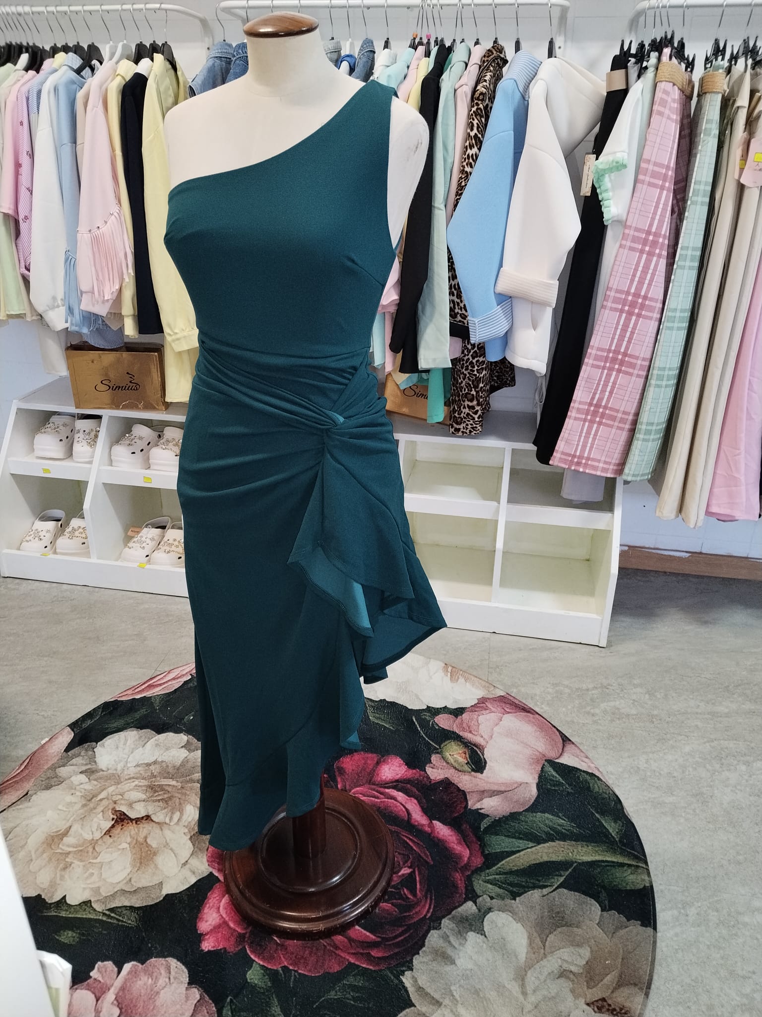 Vestido Asimétrico Verde