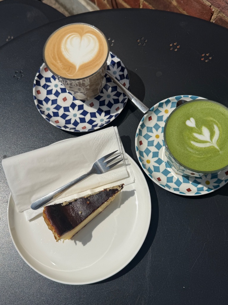 Contact The Kaffee