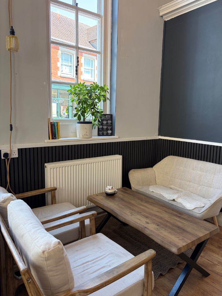 Relaxed atmosphere at The Kaffee on a Friday