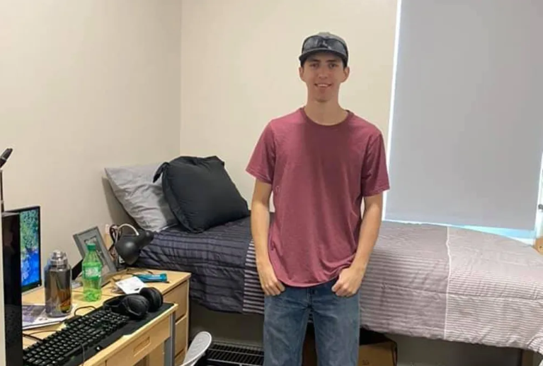 Tyler James Robinson — photograph prior to arrest