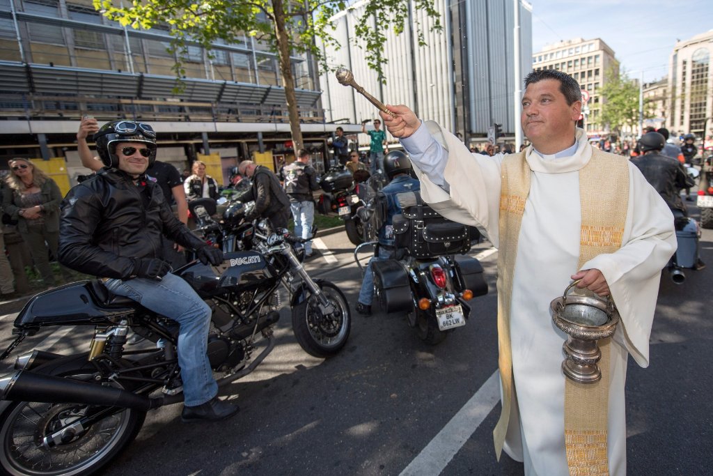 Bénédiction des motards — Ducati