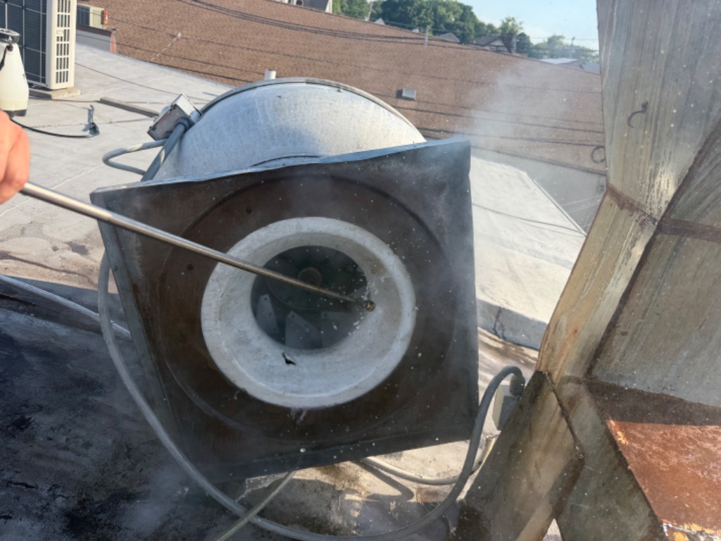 Exhaust Fan after cleaning