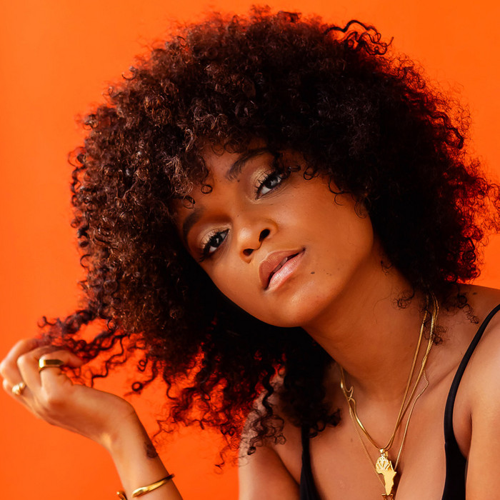Lila Iké spotlight