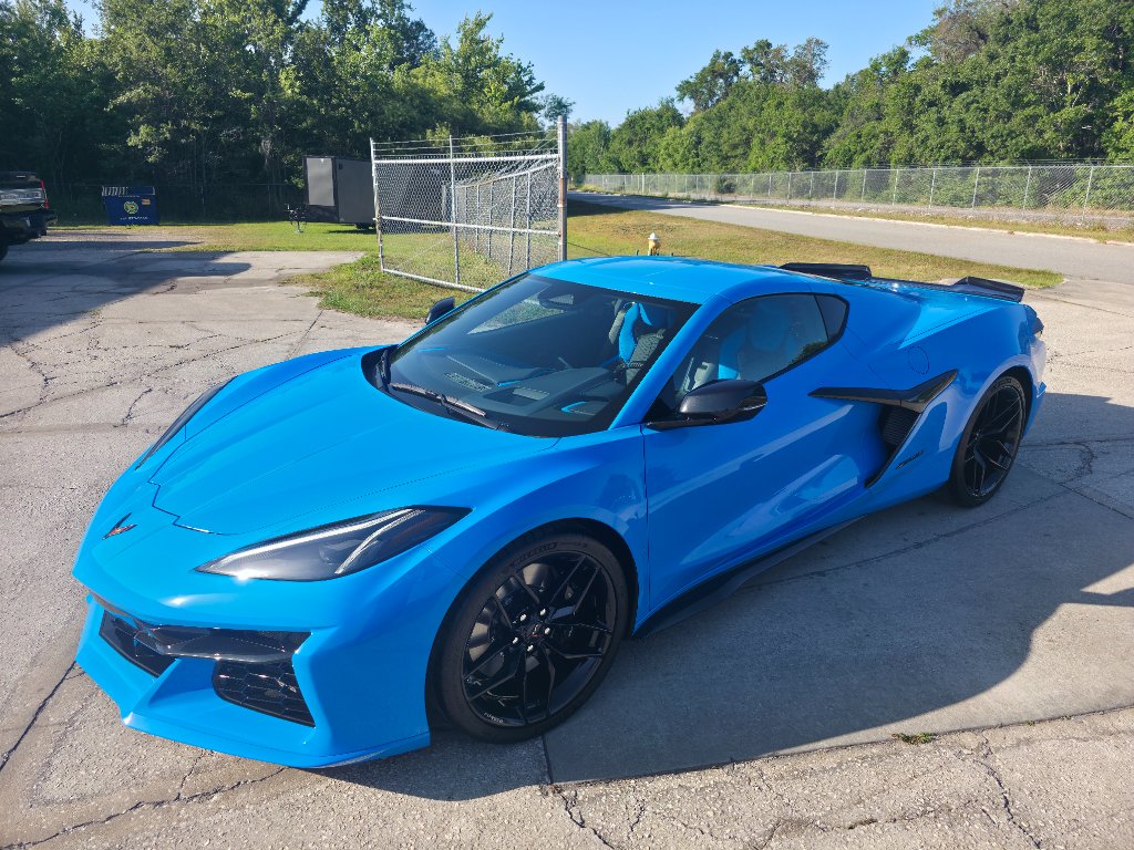 Blue Corvette Z06 detailed
