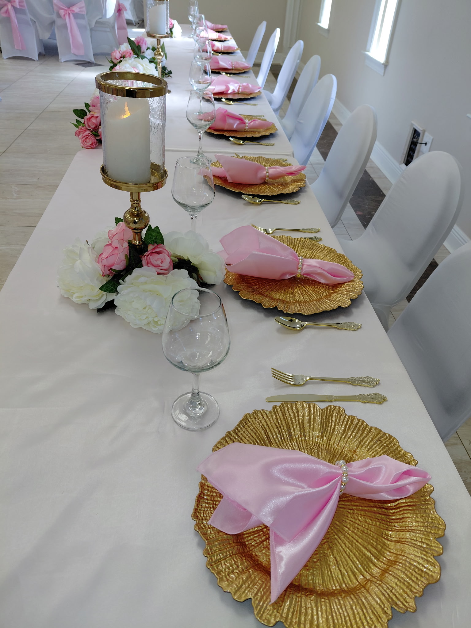 Signature place setting