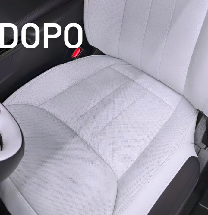 Range Rover Sport — interno pelle bianca dopo