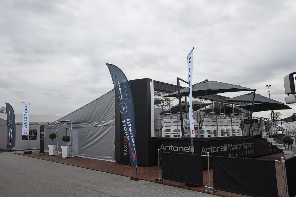 Antonelli Motor Sport — quest area esterna
