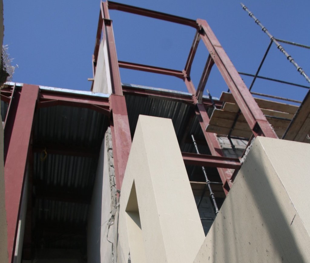 Steel Extensions — Al Barari – Silk Leaf Villas image 3