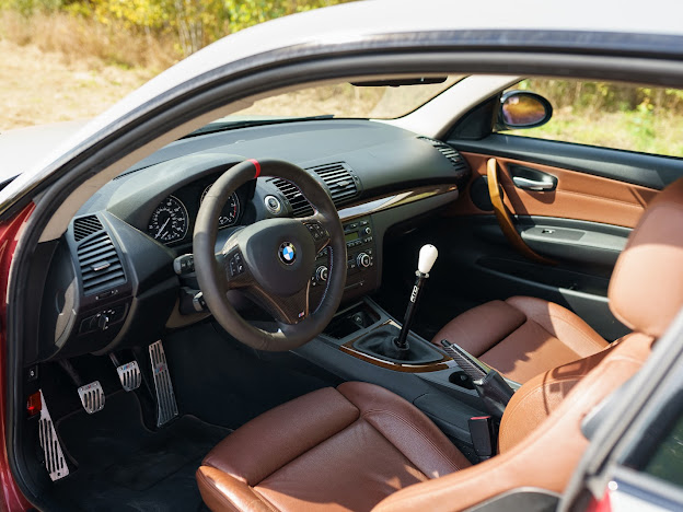 BMW 135i — Interior