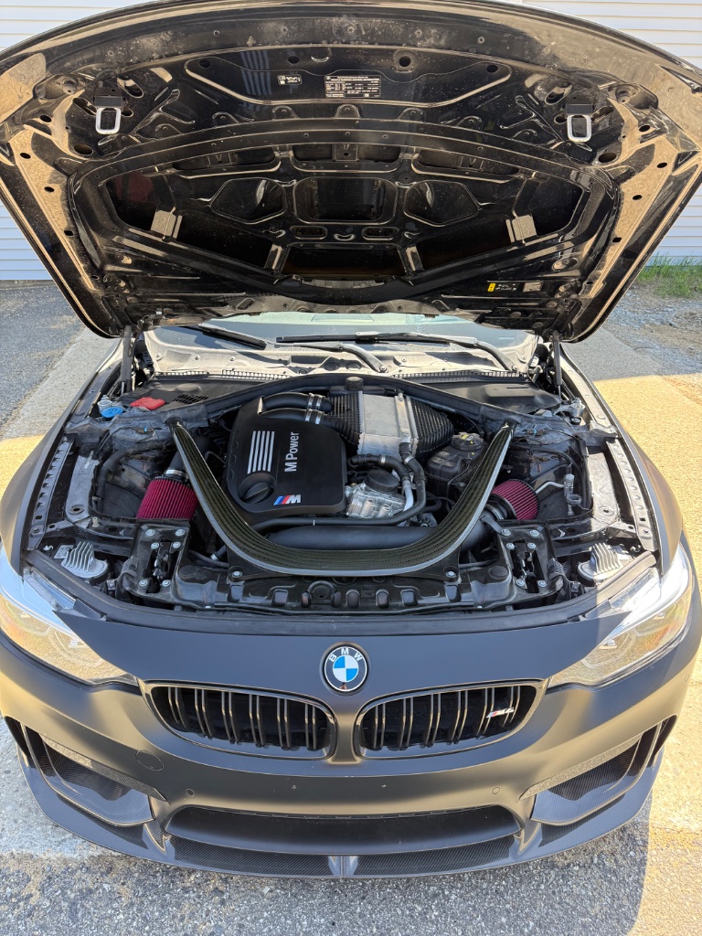 BMW M3 — Engine Bay