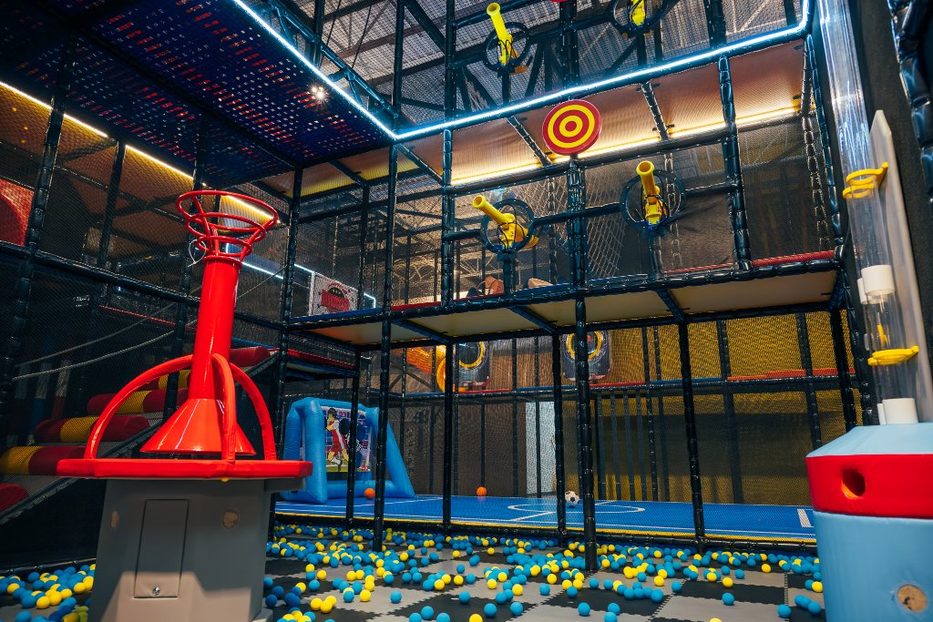 Ball blaster cannon arena with soft play structure at Lululand Adventure Park