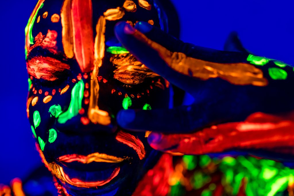 HedoWeedo neon 1
