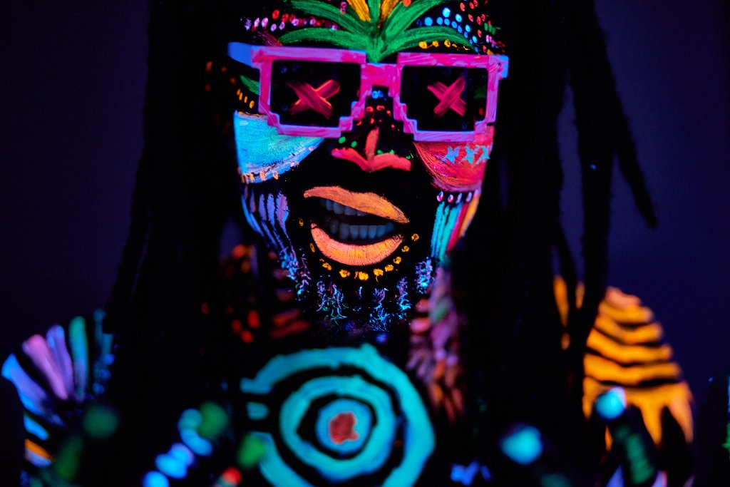 HedoWeedo neon 2