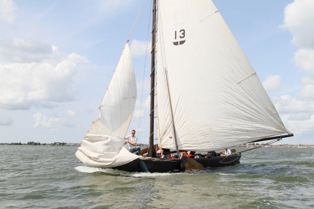 Zeilen op het Markermeer
