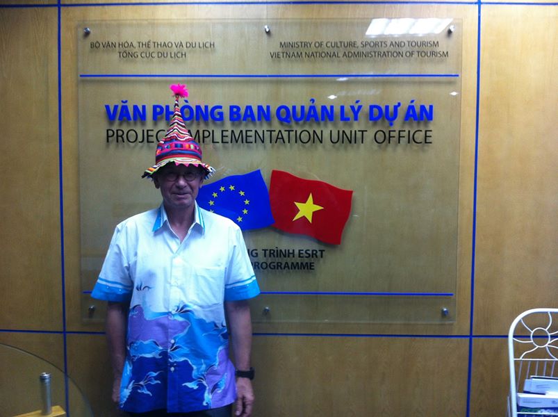 Paul Penfold at the Vietnam National Administration of Tourism Project Implementation Unit office, EU ESRT Programme