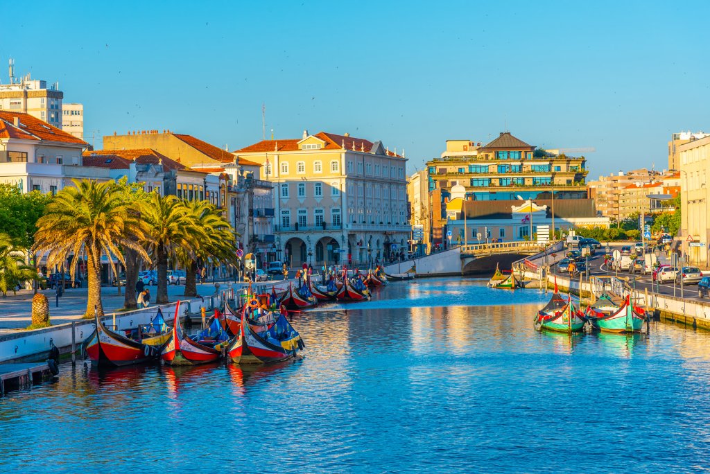 Aveiro, Portugal — cidade de canais onde a SundayOrbit tem sede