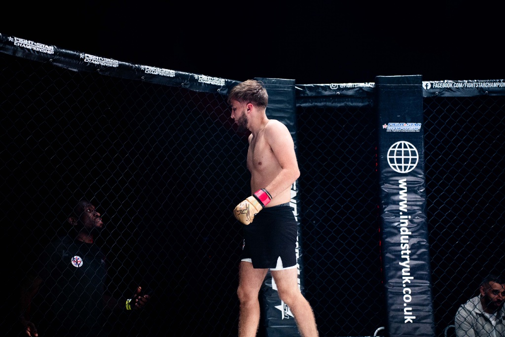 Cageside — Fightstar Championship