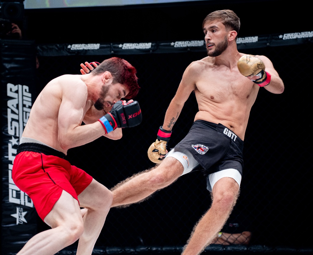 Leg kick landing — Fightstar Championship