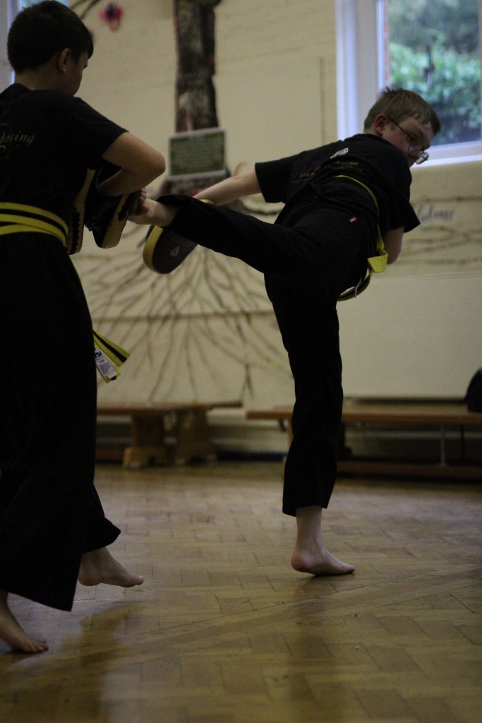 Kids Kickboxing