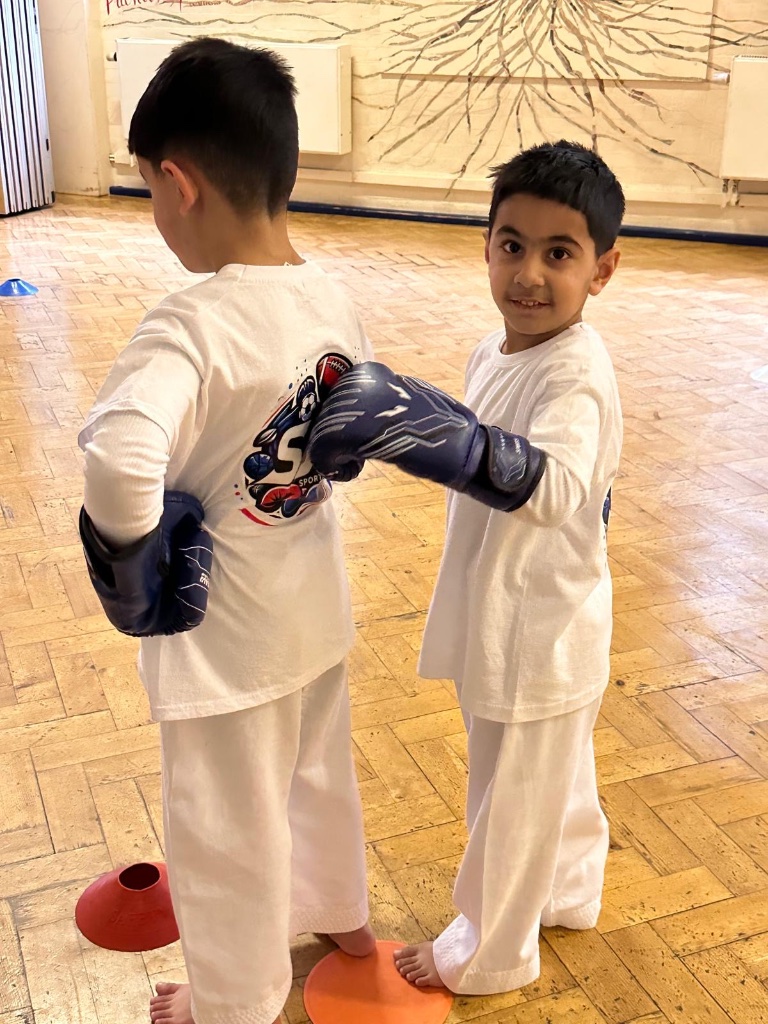 Children's kickboxing class at Diamond Kickboxing Northwood