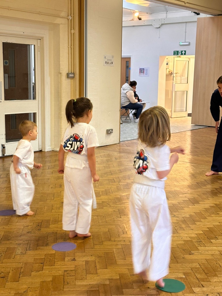 Little Leaders — footwork movement