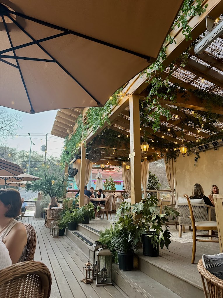 Oria patio