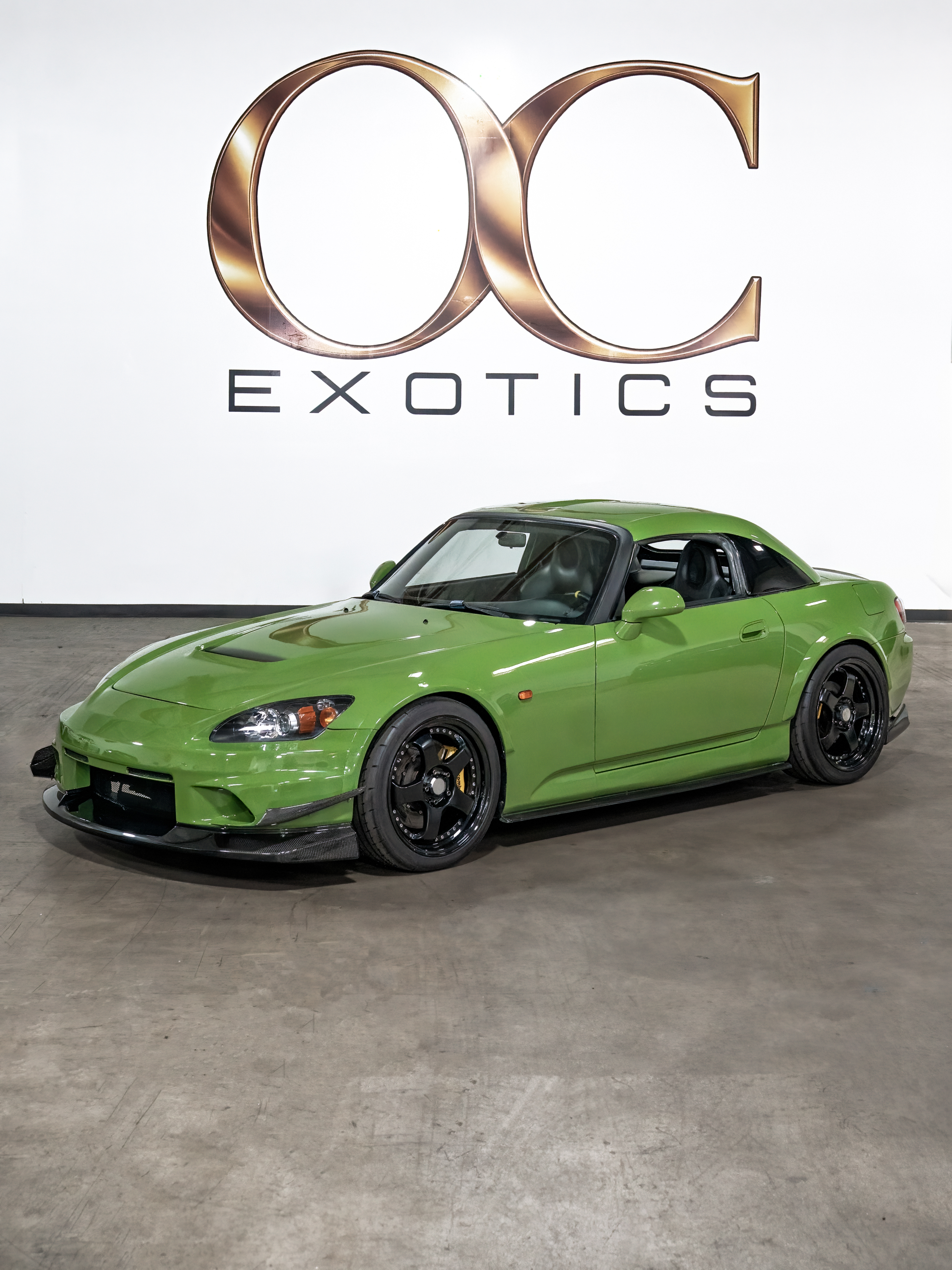 Honda S2000 — photo 2 of 9
