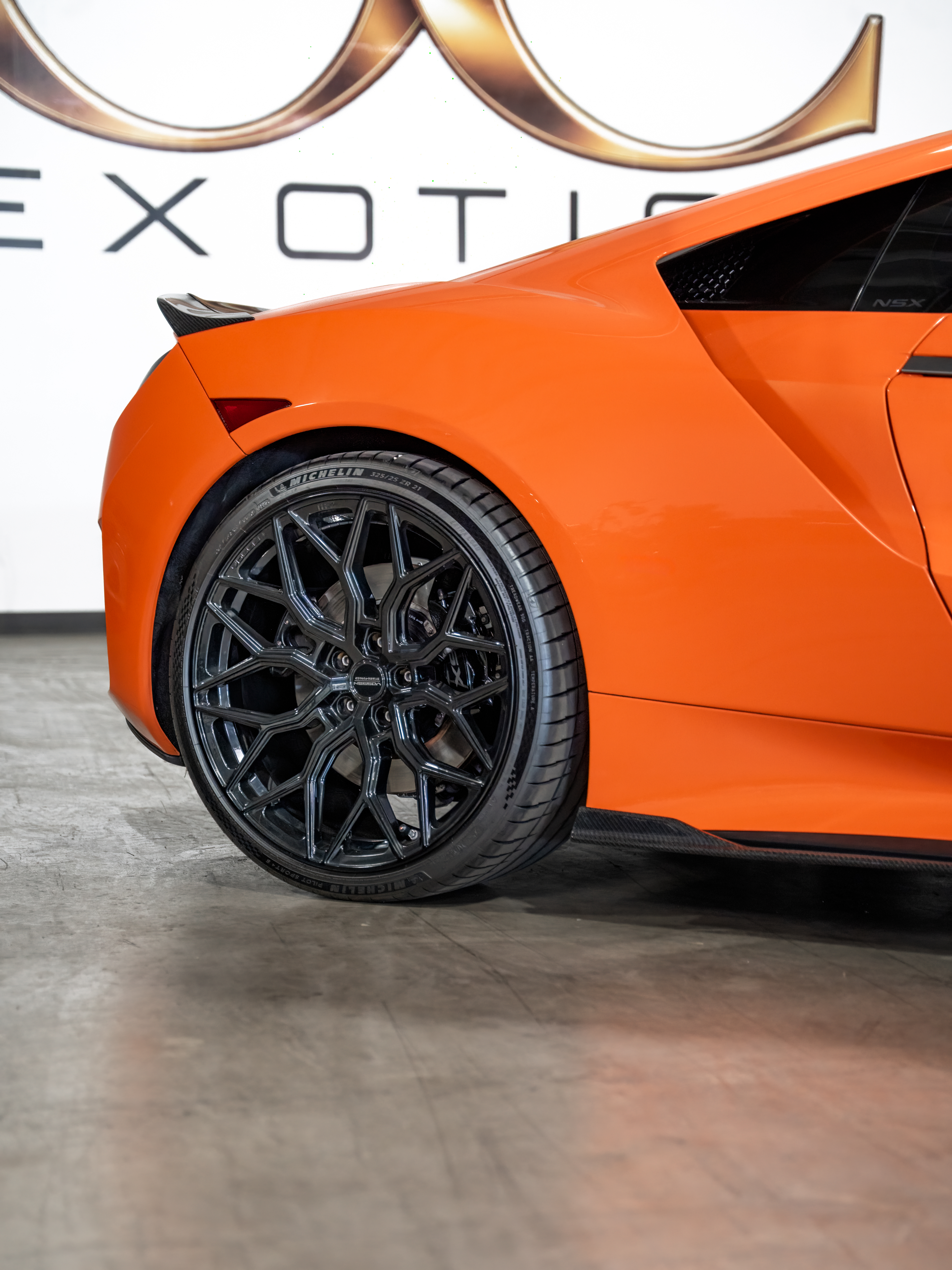 Acura NSX — photo 6 of 9