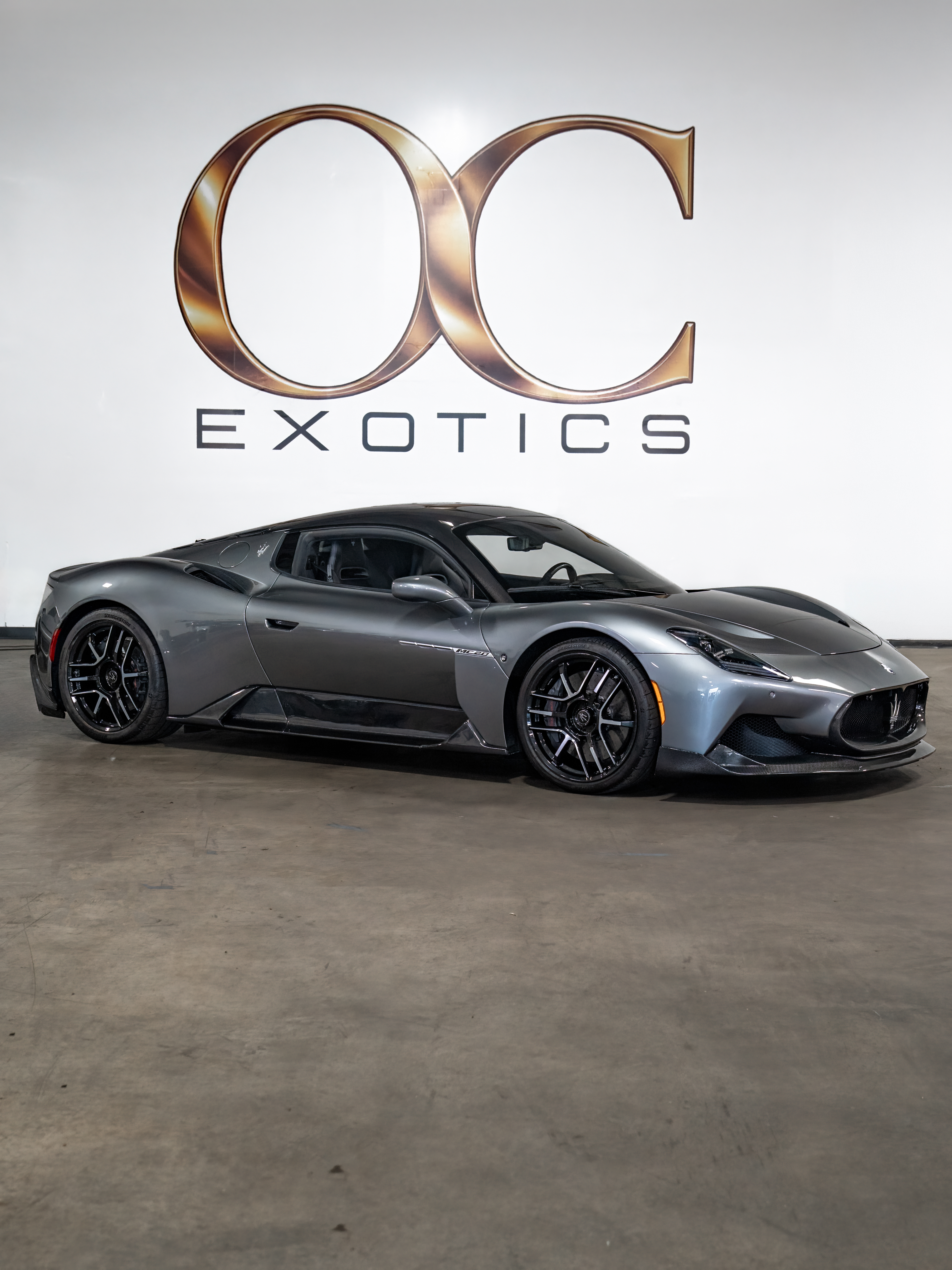 Maserati MC20 — photo 5 of 14
