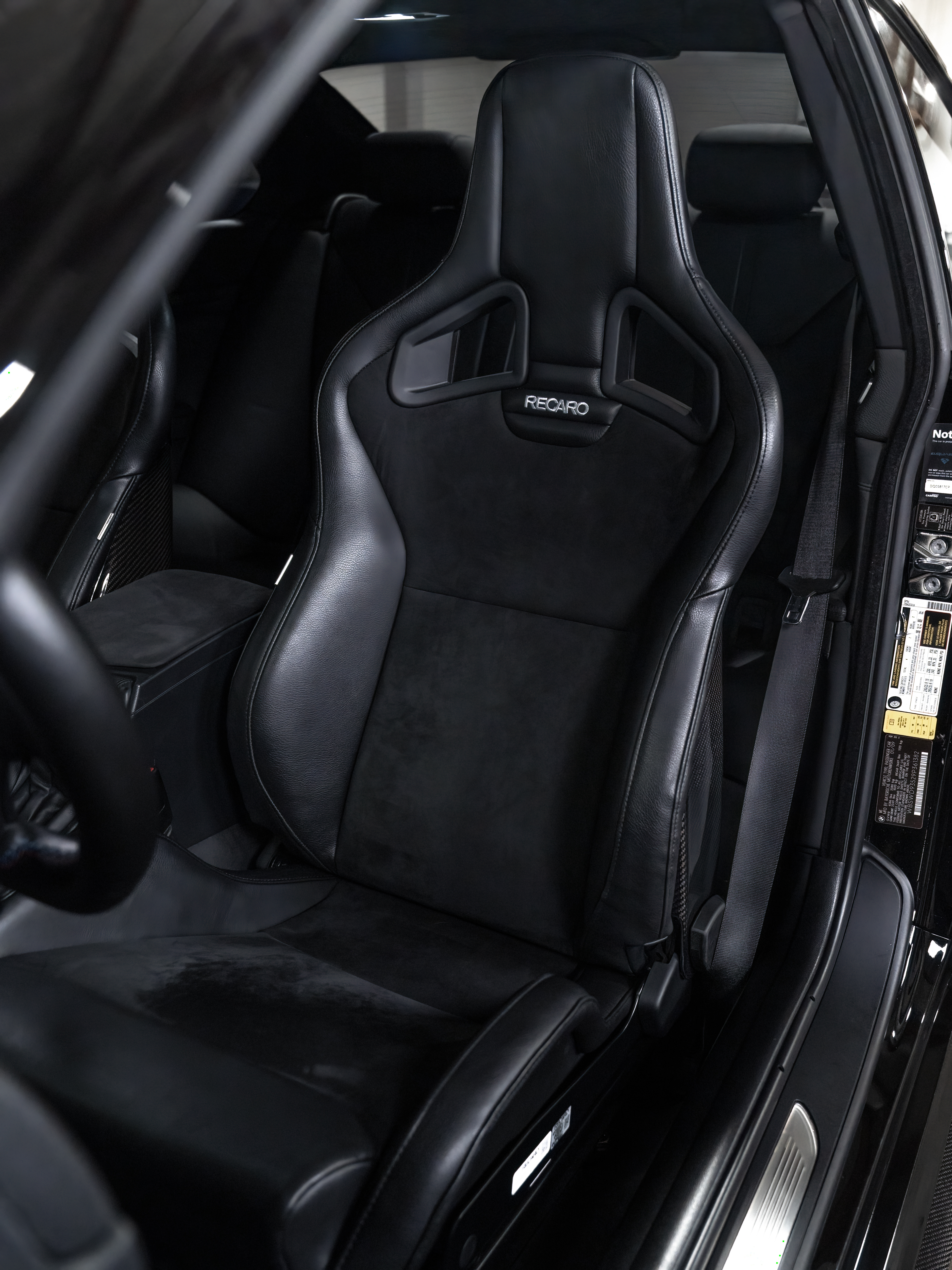 BMW M3 — photo 9 of 10