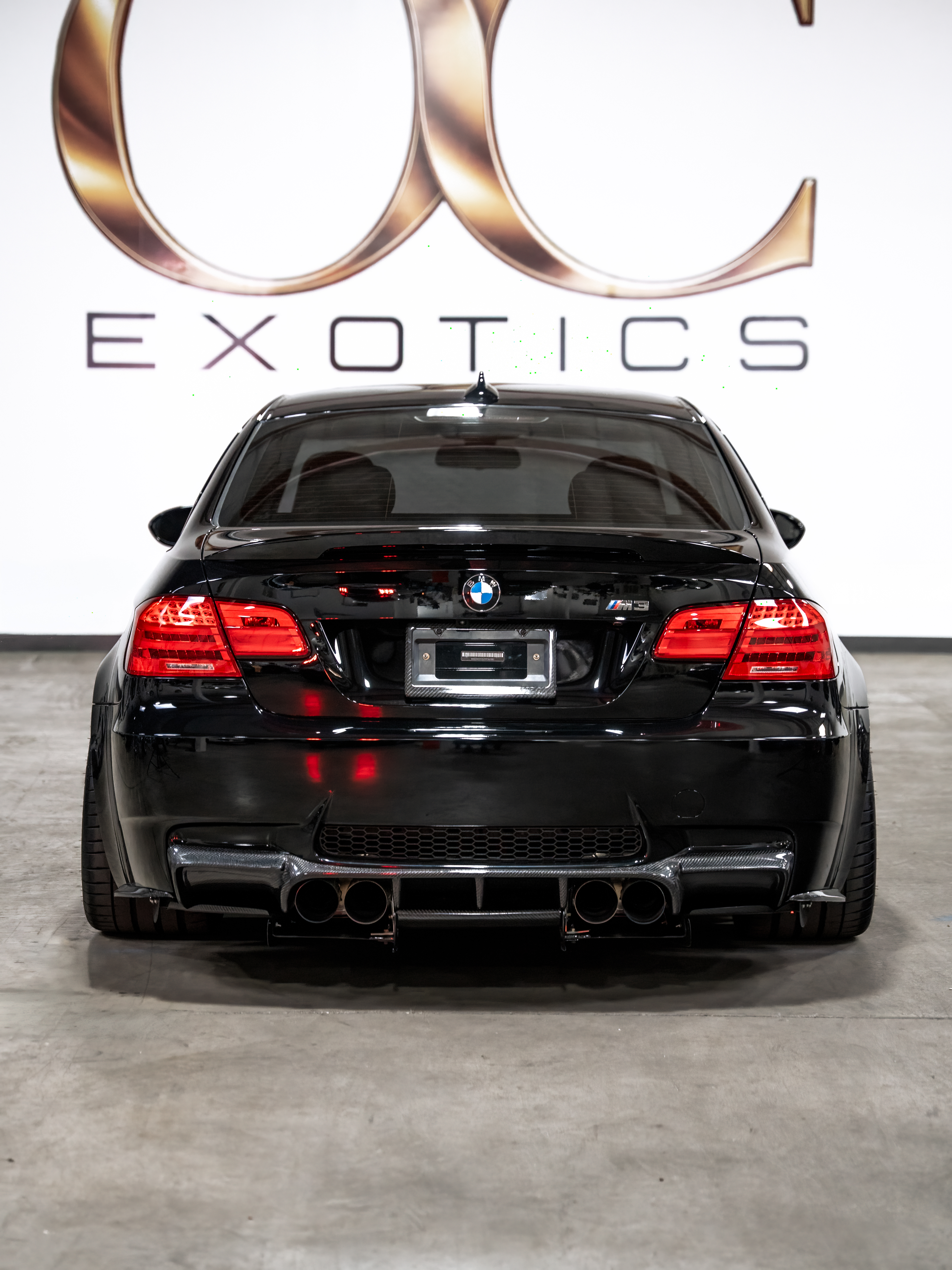 BMW M3 — photo 7 of 10