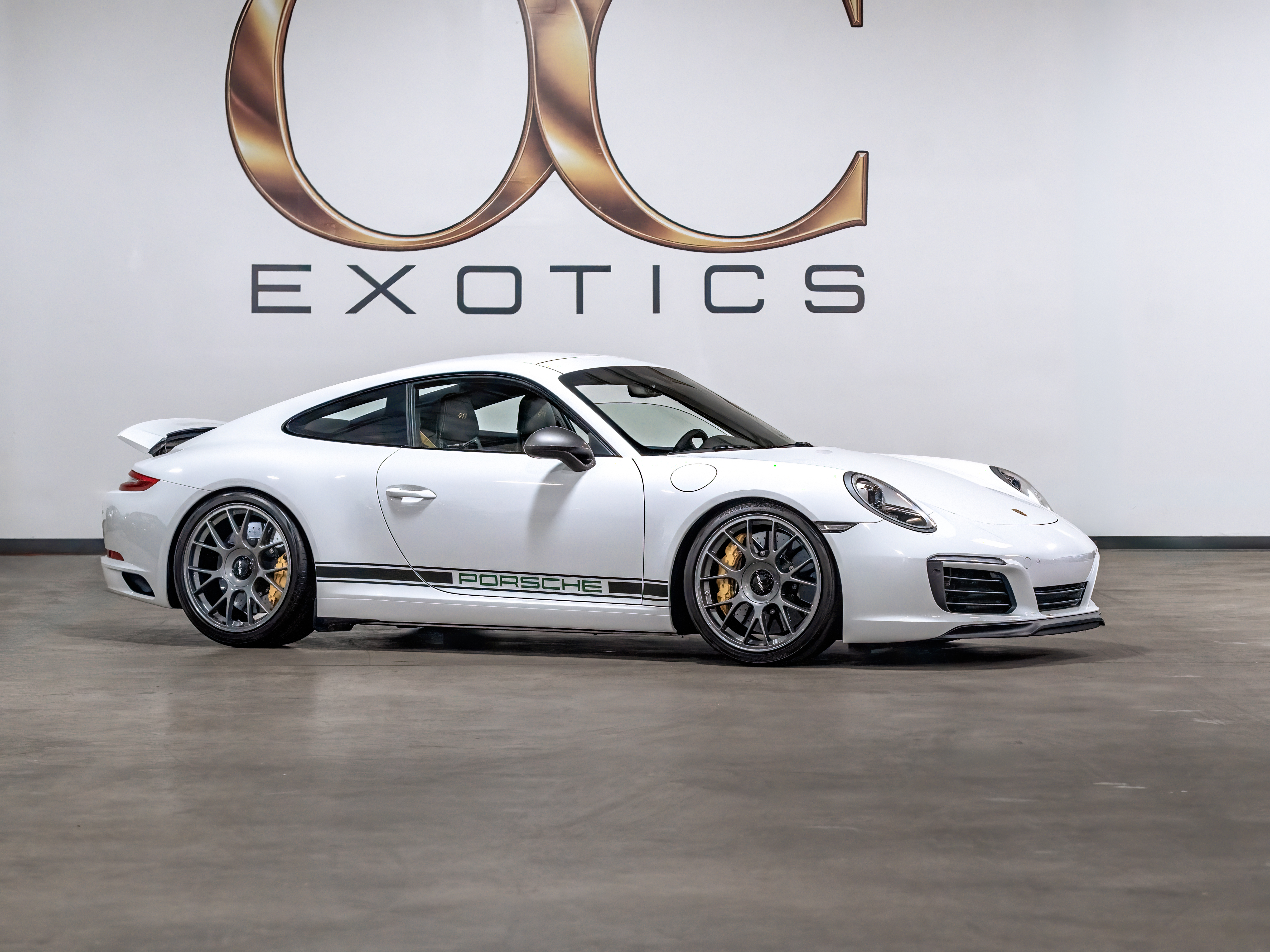 911 Carrera T