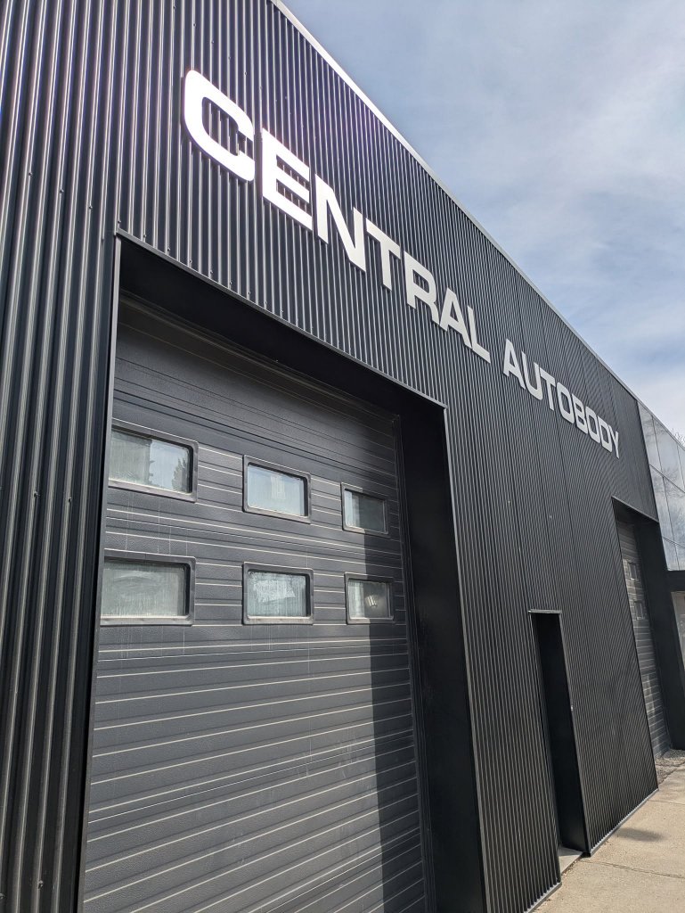 Central Autobody shop exterior