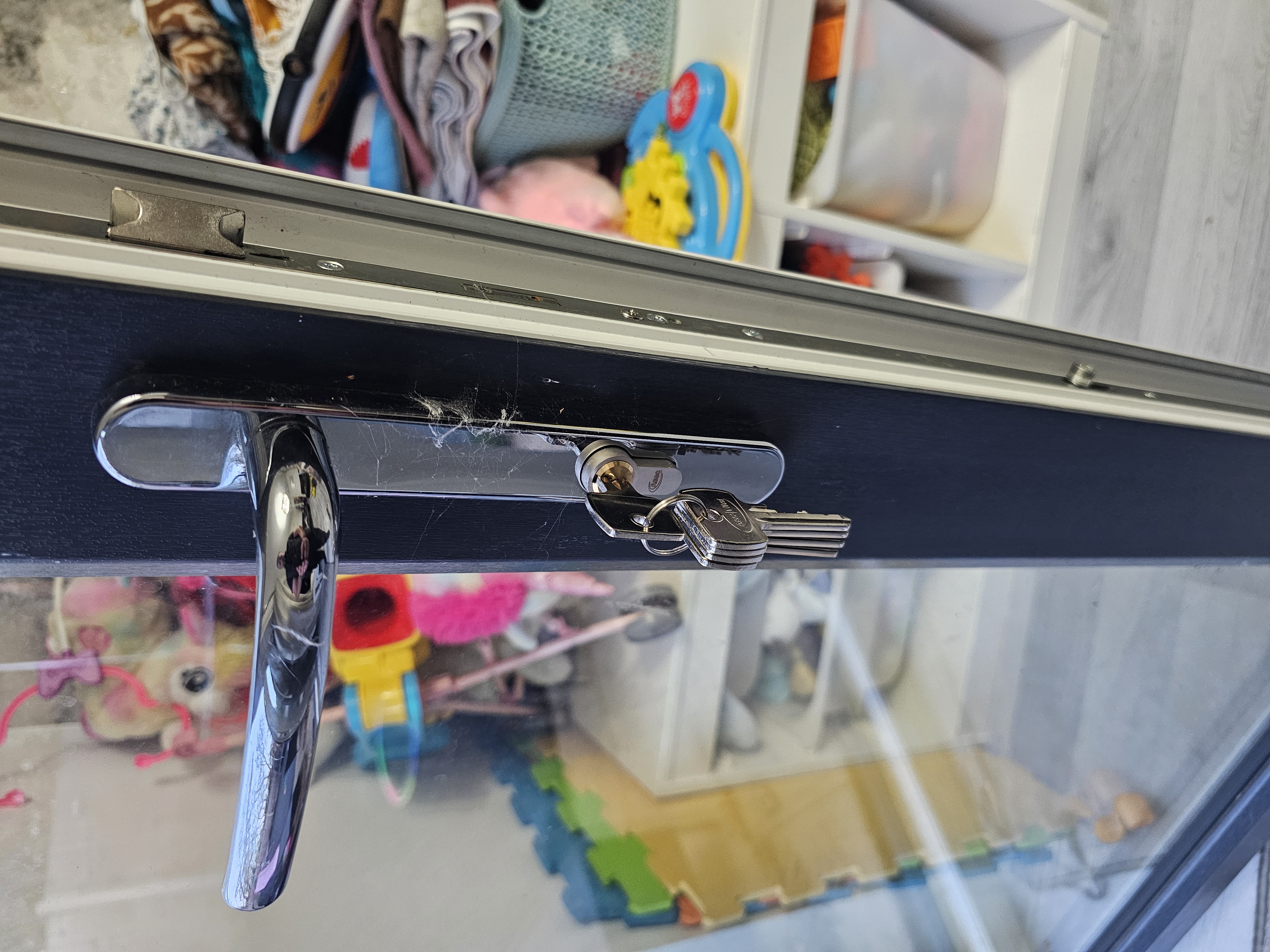 Snapped Key Extraction in Rotherham