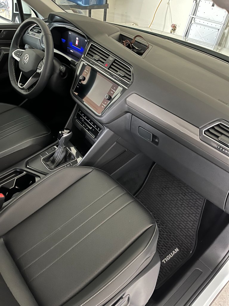 Clean VW Tiguan interior