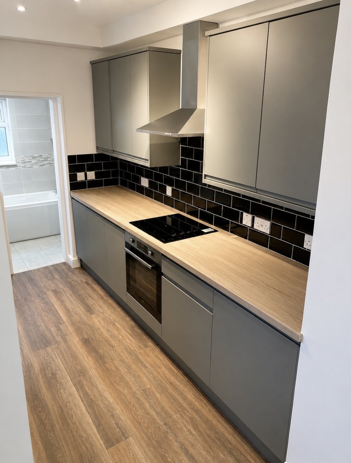 GALLEY KITCHEN FIT-OUT - KITCHENS construction project