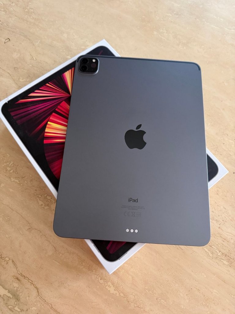 Apple Apple iPad Pro 11 Zoll (3. Gen) 256GB Wi-Fi Space Grey