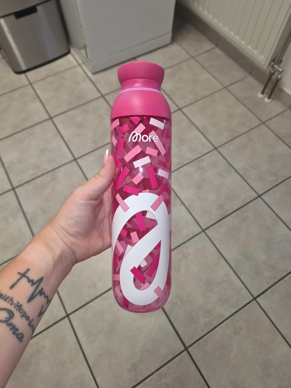 More Nutrition More Nutrition Trinkflasche Pink Confetti 1L – wie neu