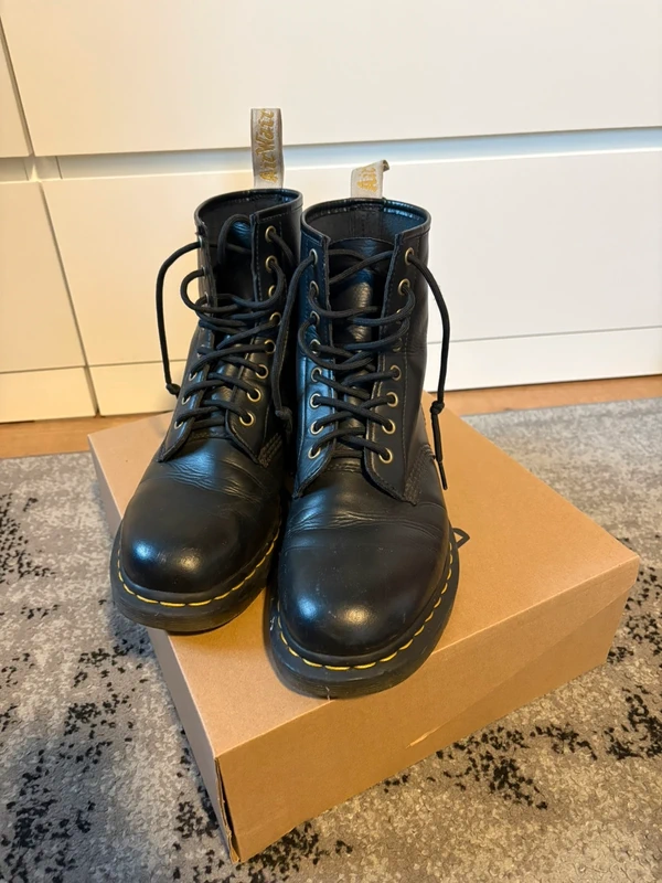 Dr. Martens Dr. Martens 1460 Boots schwarz, Gr. 39 Size 39