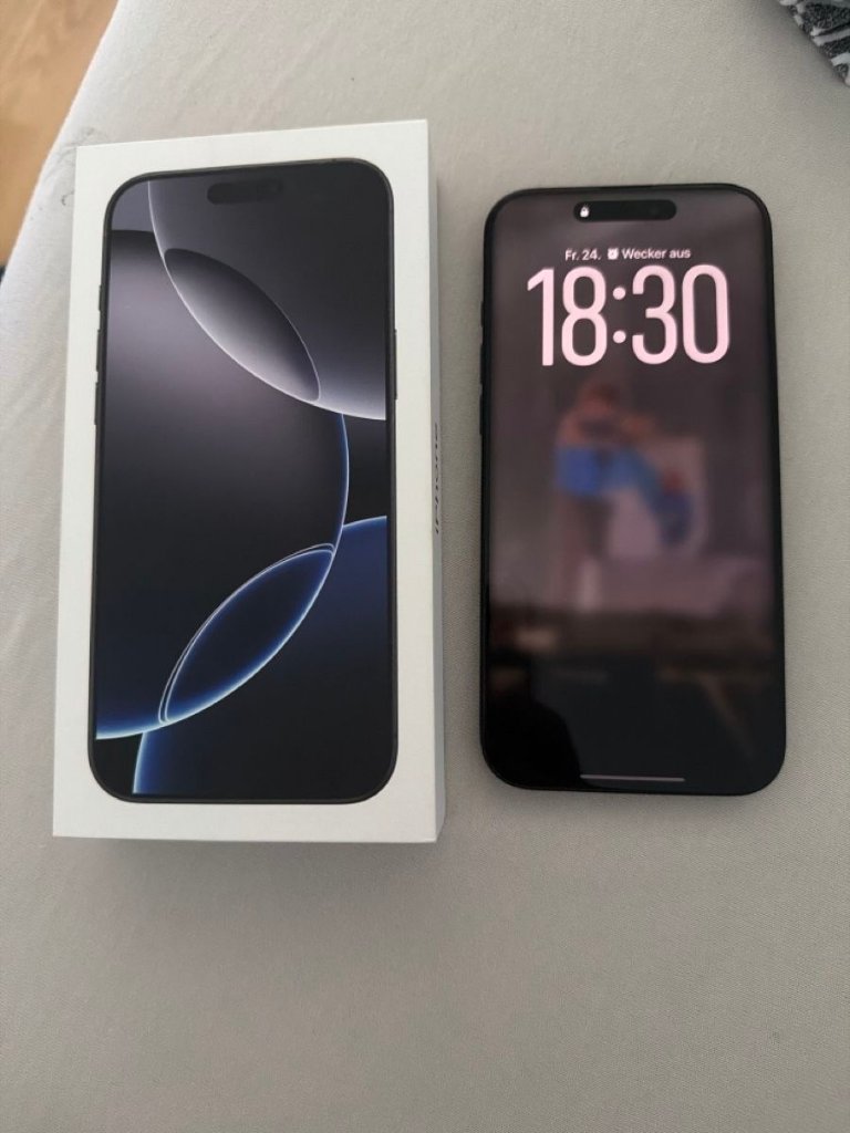 Apple Apple iPhone 16 Pro Max 256GB Black Titanium
