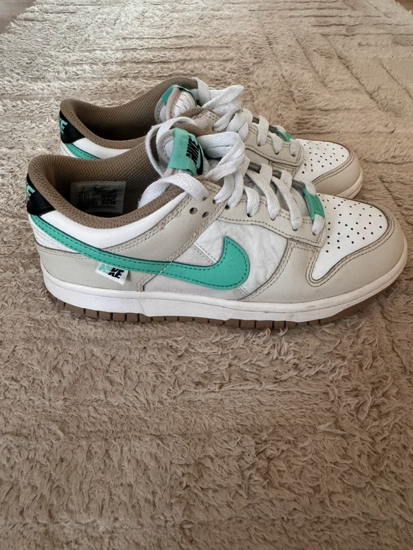 Nike Nike Dunk Low weiß/mint, Gr. 38 Size 38