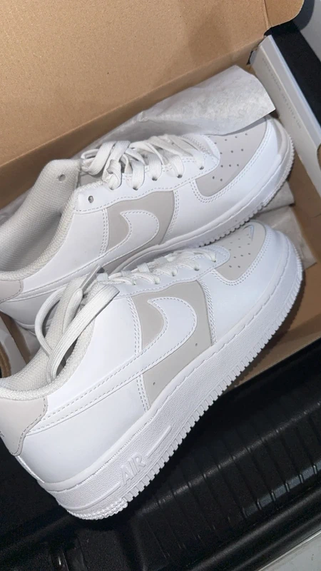 Nike Nike Air Force 1 weiß/beige, Gr. 39 – wie neu mit Karton Size 39