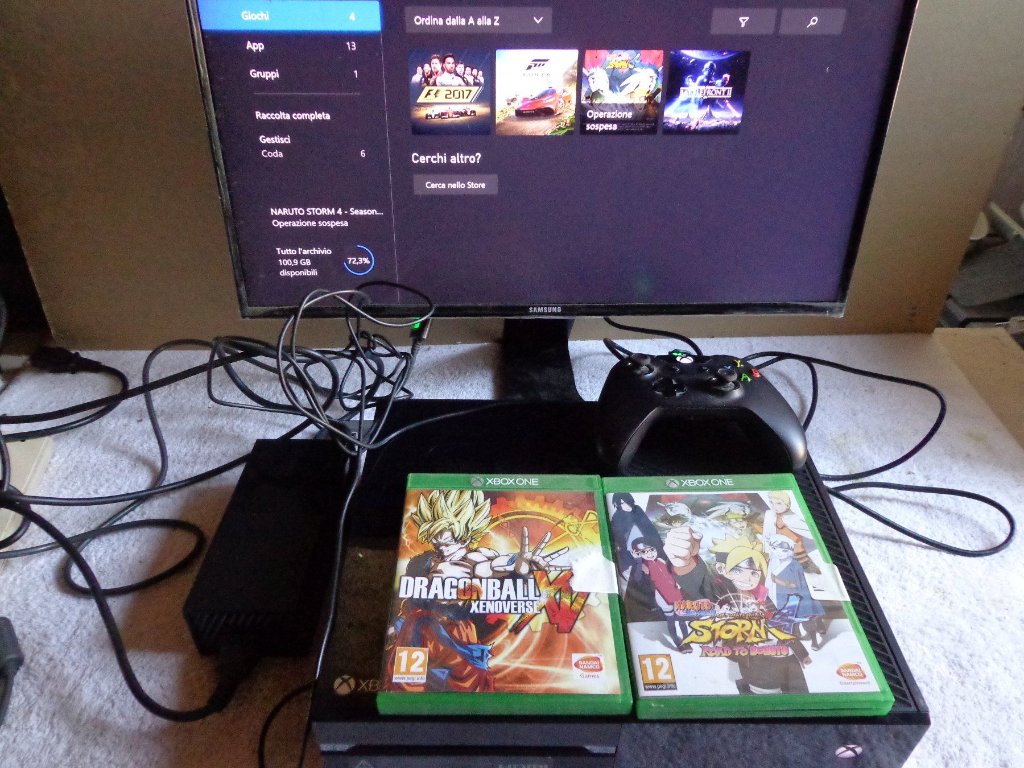 Microsoft Xbox One (Model 1540) mit Controller und 2 Spielen