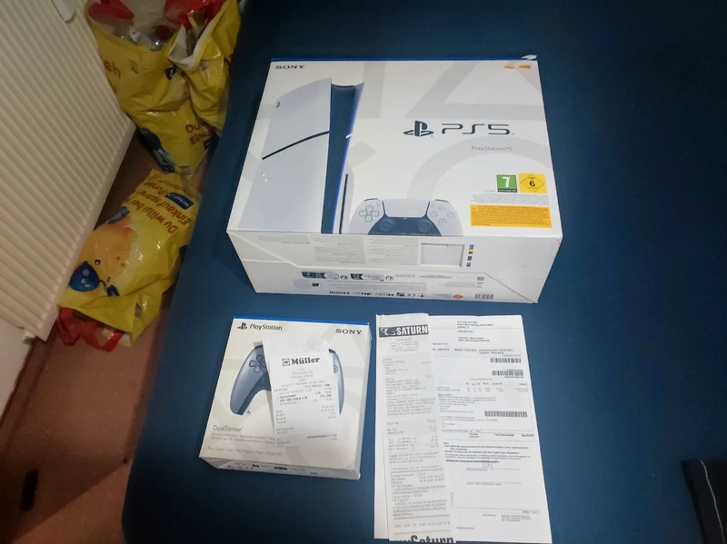 Sony PS5 Slim Disc Edition NEU & OVP + extra DualSense Controller