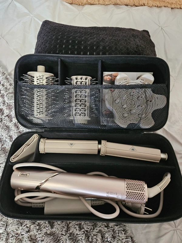 Shark Shark FlexStyle Airstyler Set – Champagner, mit Case & Aufsätzen