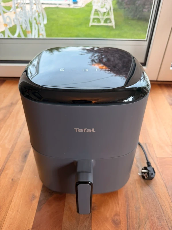 Tefal Tefal Easy Fry Heißluftfritteuse grau – kaum benutzt