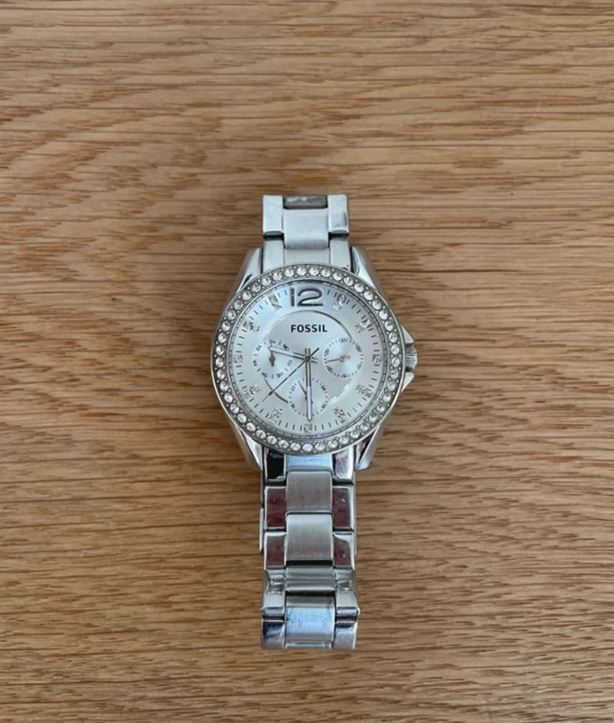 Fossil Fossil Riley Damenuhr Edelstahl mit Strass