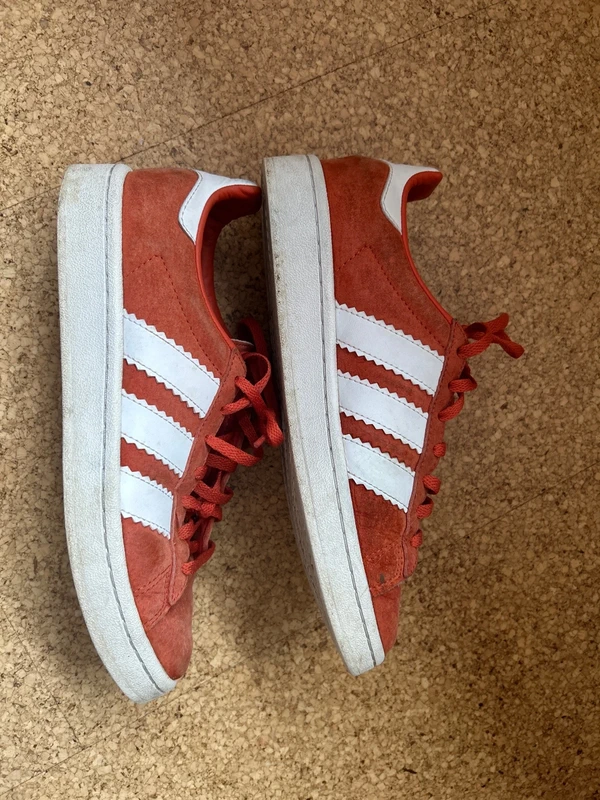 adidas adidas Campus Wildleder rot/weiß, Gr. 42 Size 42