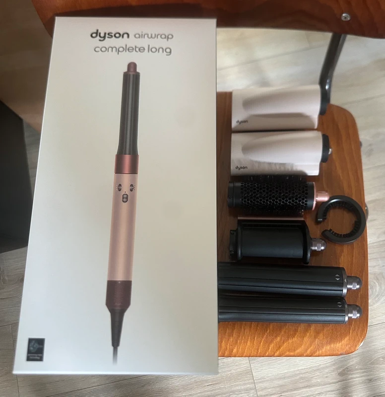 Dyson Dyson Airwrap Complete Long (rosé/himbeere) mit OVP und allen Aufsätzen